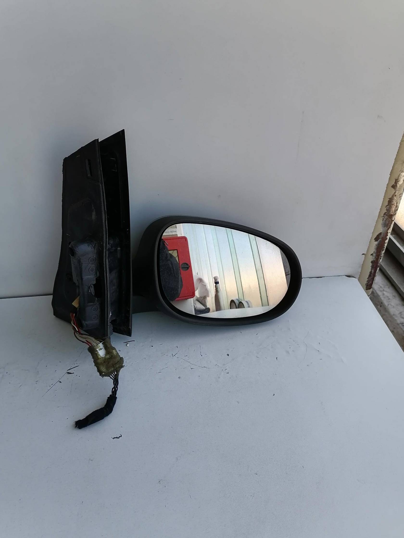 Retrovisore est. regolaz. elettr. dx.